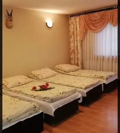 Pod Lasem פורונין