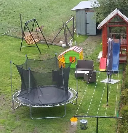 Pod Lasem Vakantieboerderij *